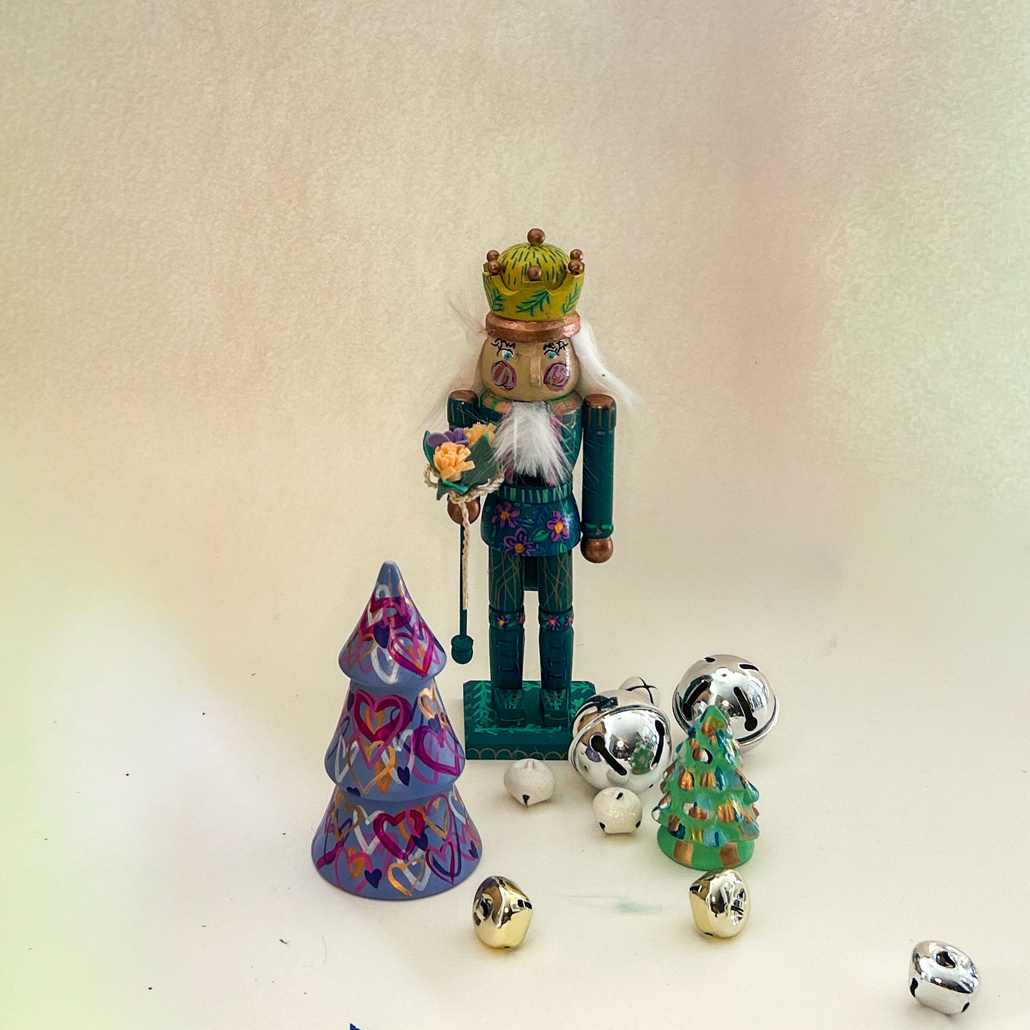 Violet Hearts Mini Christmas Tree|Jessica Reynolds Art