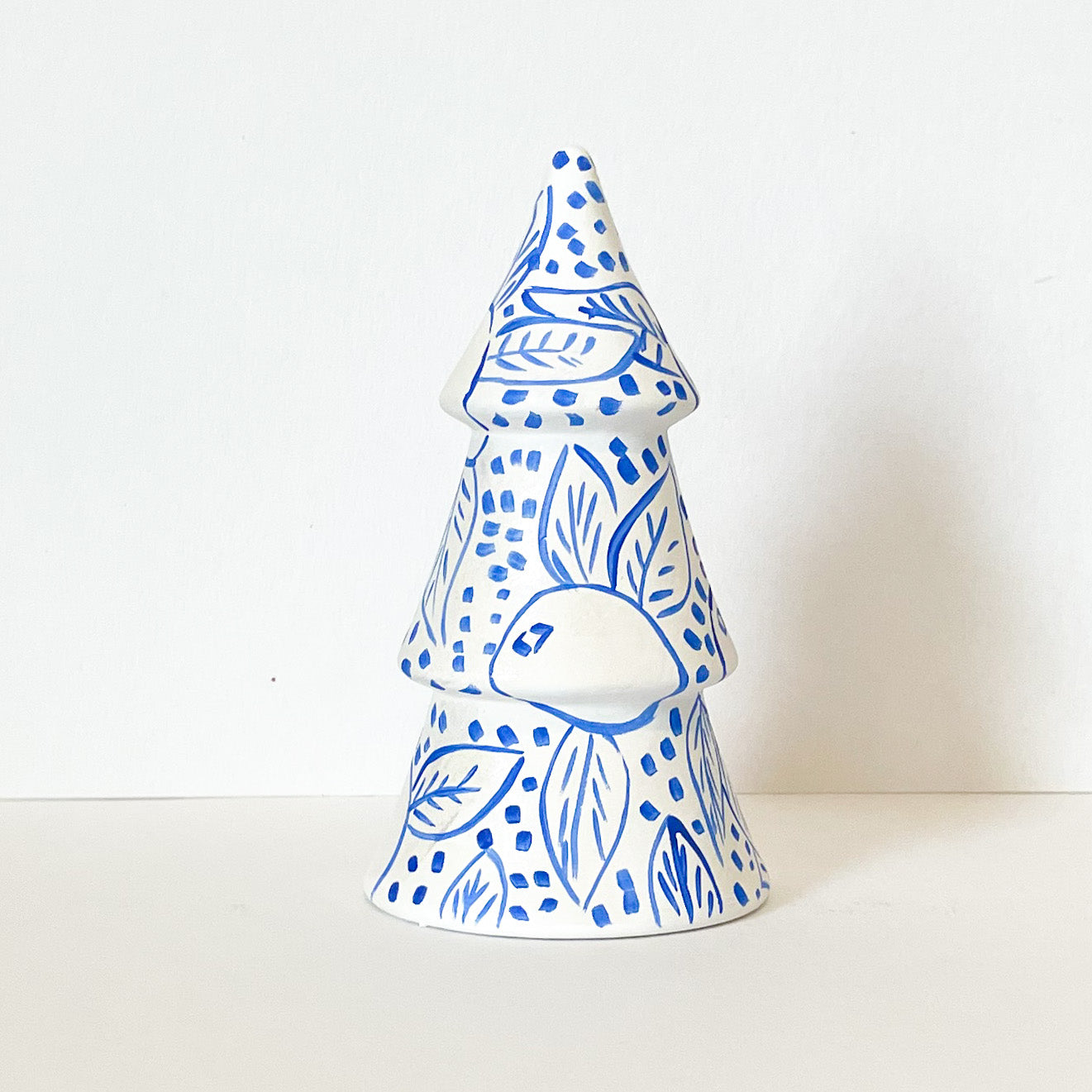 Blue and White Citrus Mini Christmas Tree|Jessica Reynolds Art