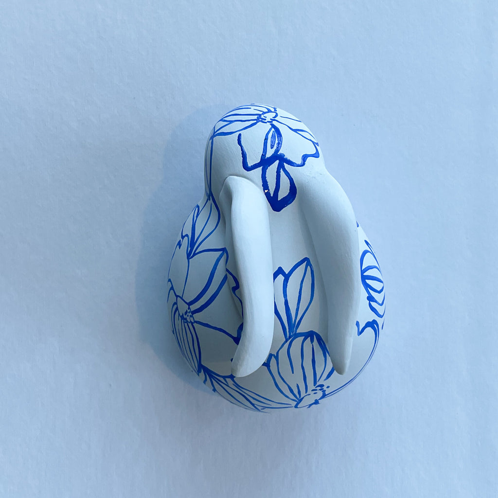 Large Magnolia Bunny|Jessica Reynolds Art