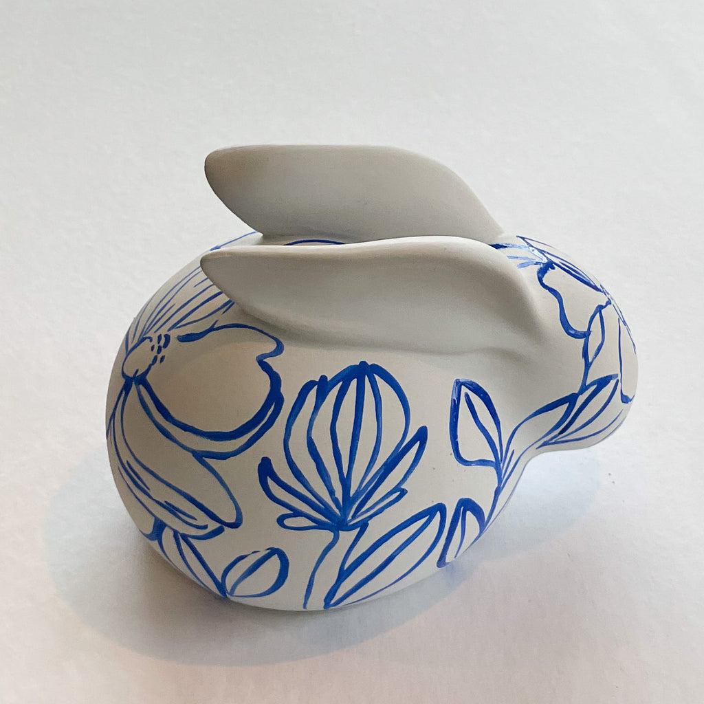 Large Magnolia Bunny|Jessica Reynolds Art