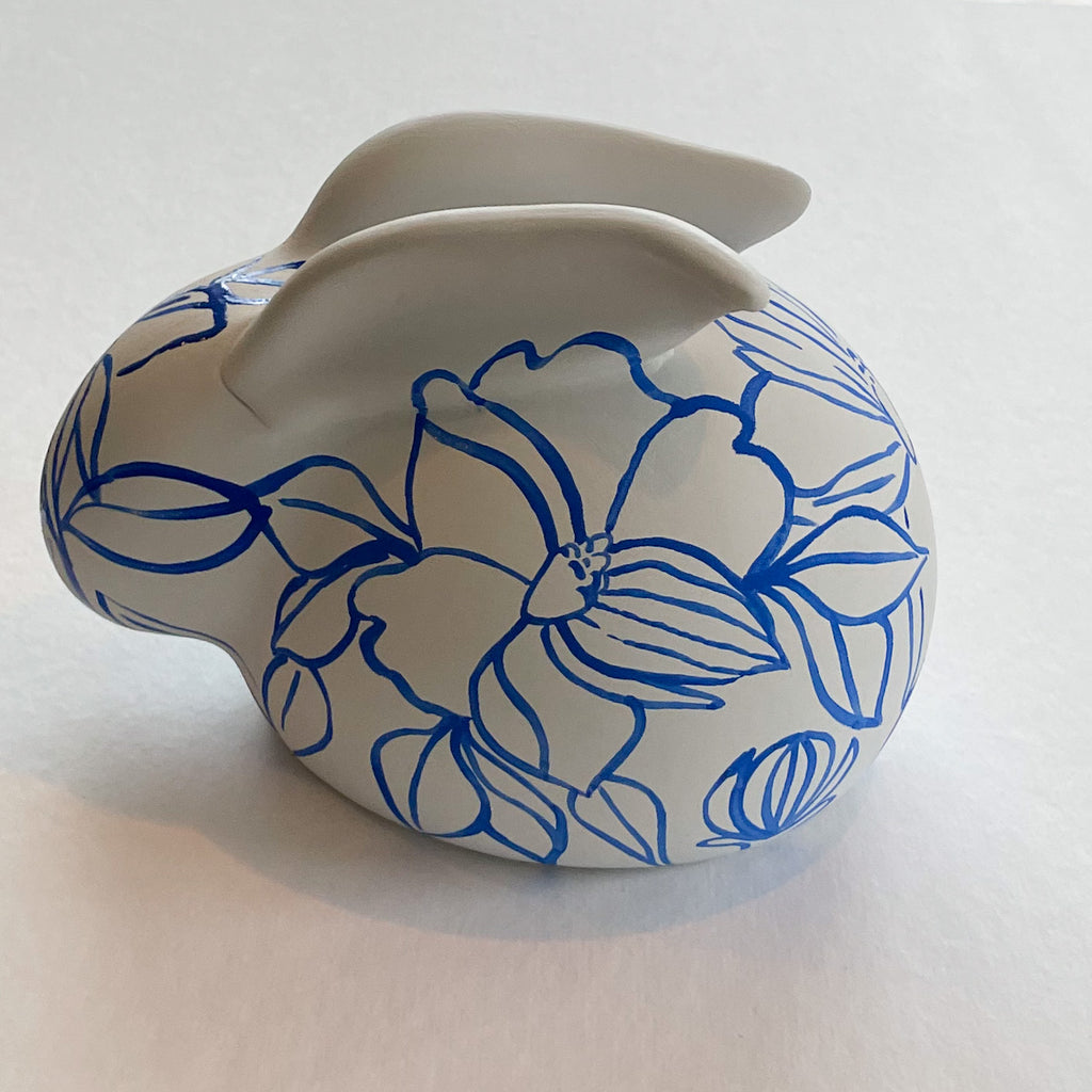 Large Magnolia Bunny|Jessica Reynolds Art