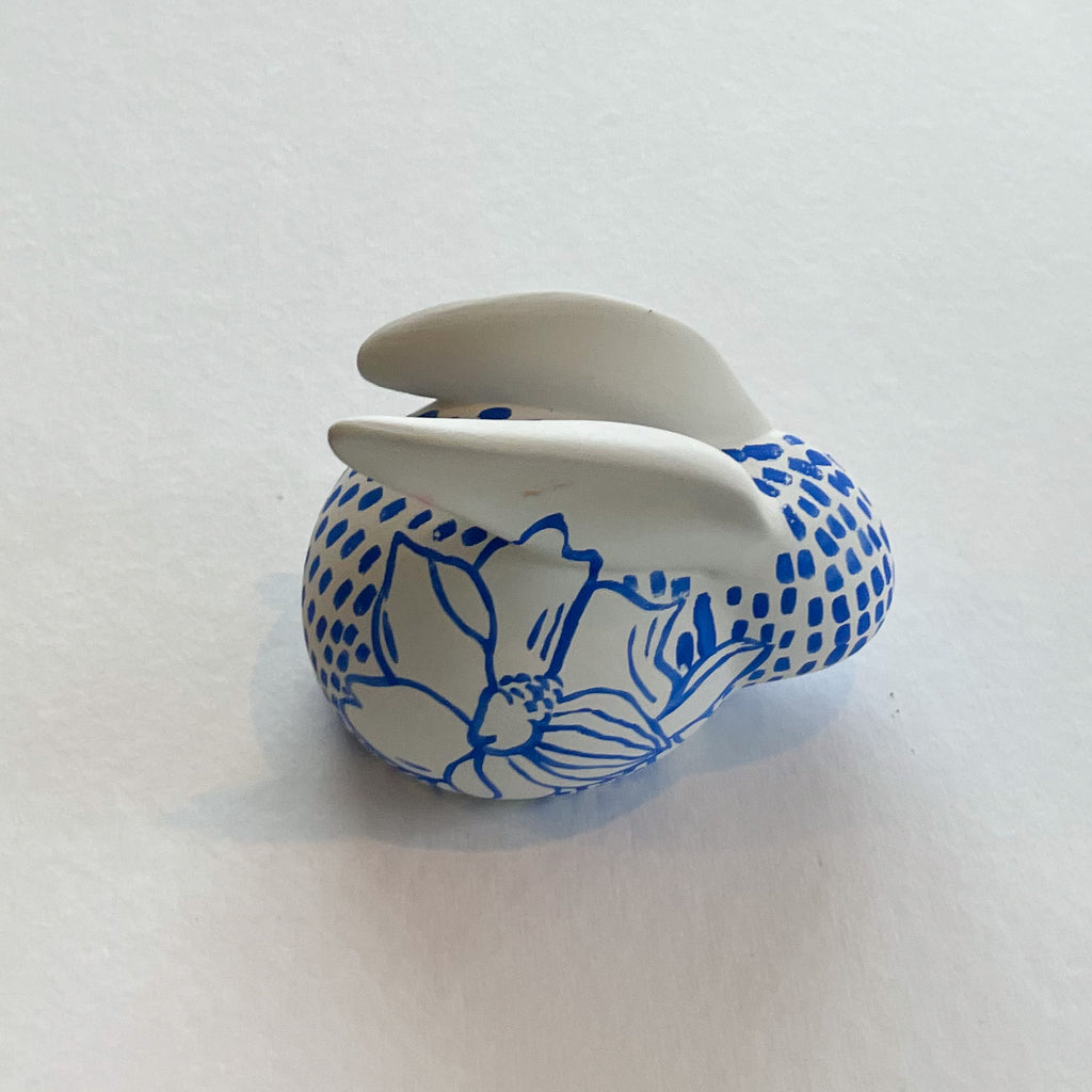 Small Magnolia Bunny|Jessica Reynolds Art